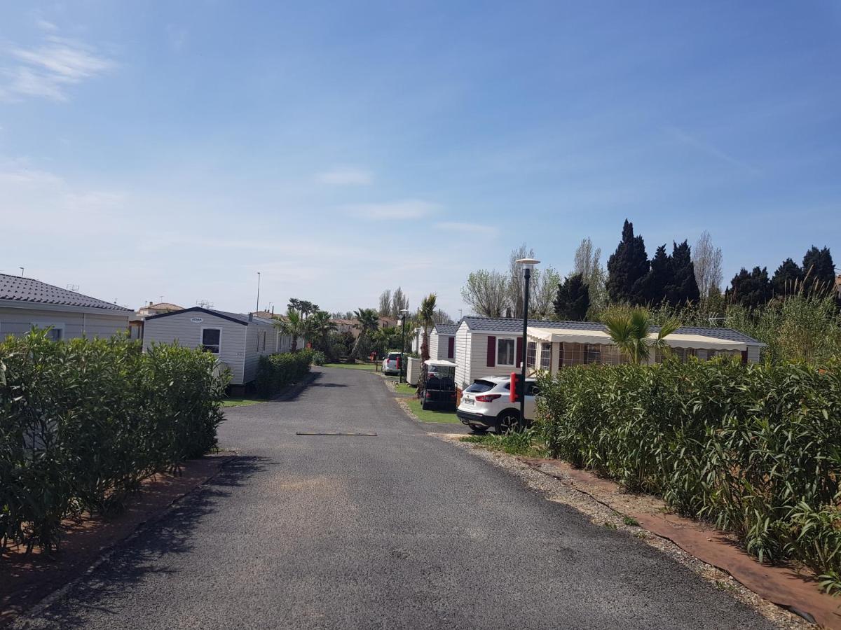 Mobil Home 8 Personnes Les Sables Du Midi Sérignan Екстериор снимка